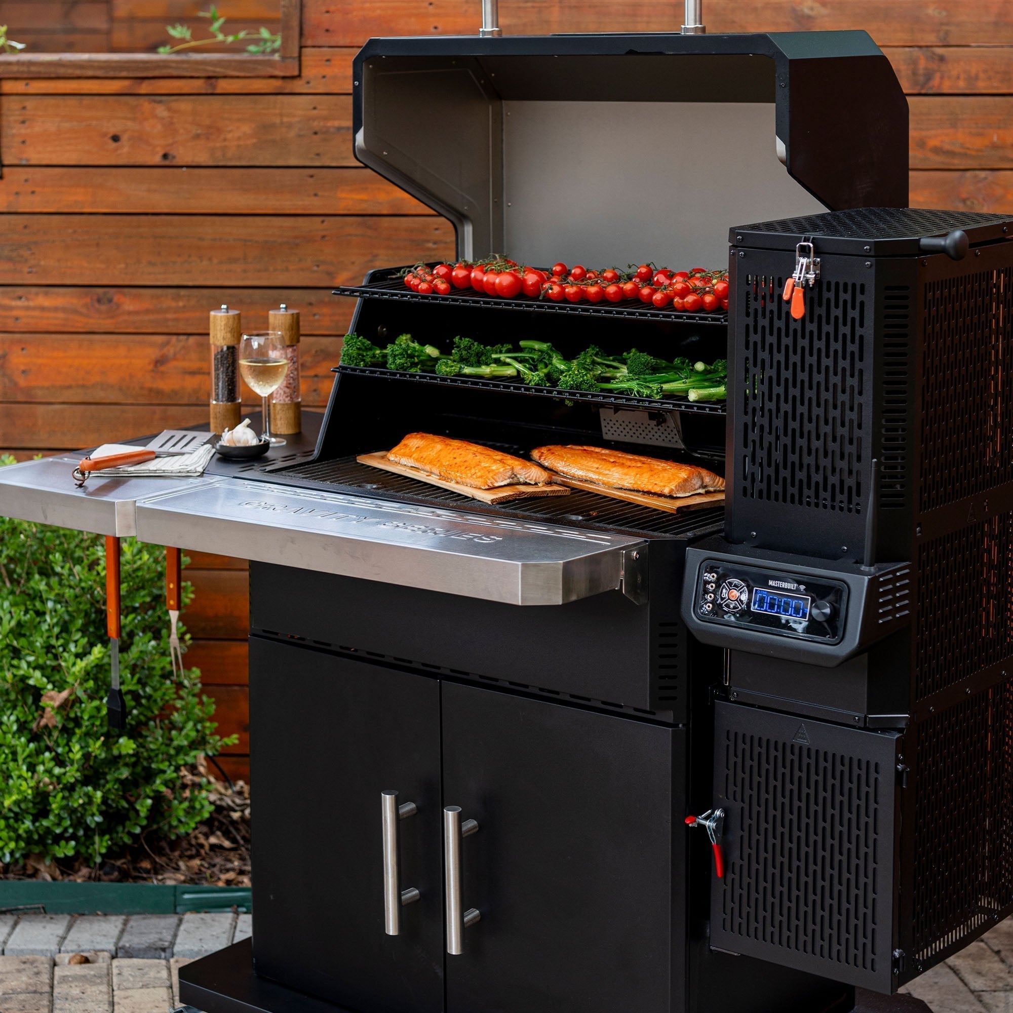 GAS BBQS