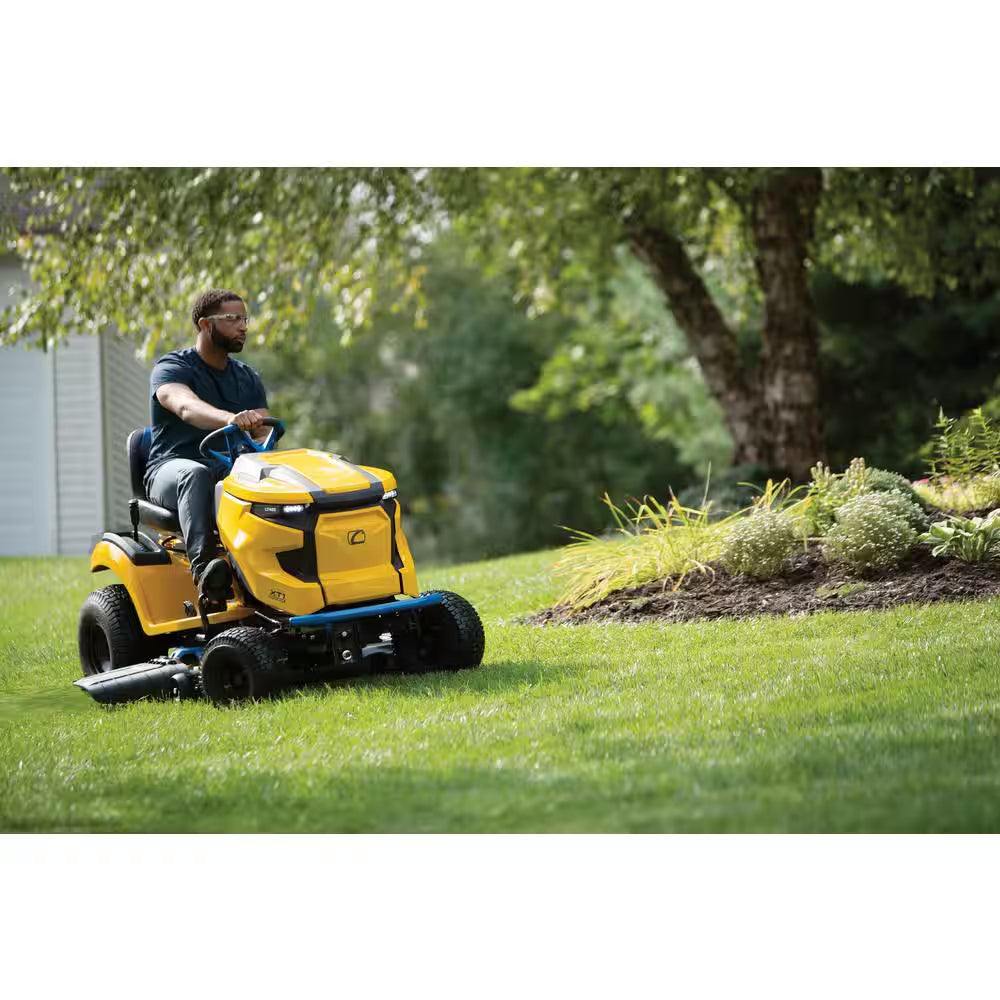 Cub Cadet XT1 Enduro LT 42-Inch 56-Volt MAX 60 Ah Lithium-Ion Electric Drive Cordless Riding Lawn Tractor