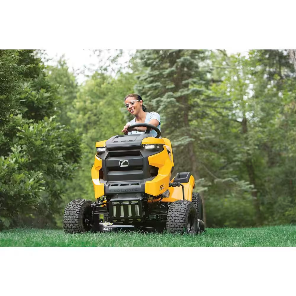 Cub Cadet XT1 Enduro LT 42-Inch 19 HP Briggs & Stratton Hydrostatic Gas Riding Lawn Tractor