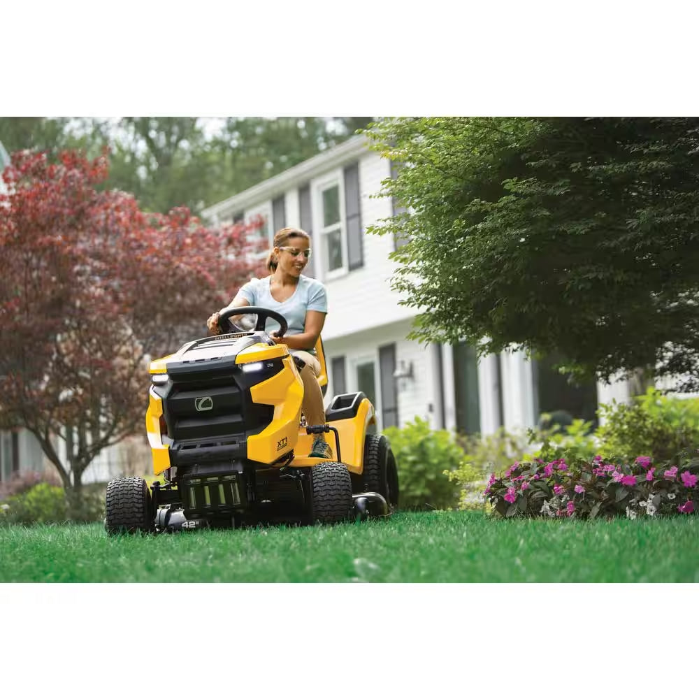 Cub Cadet XT1 Enduro LT 42-Inch 18 HP Cub Cadet 547cc IntelliPower Hydrostatic Gas Riding Lawn Tractor